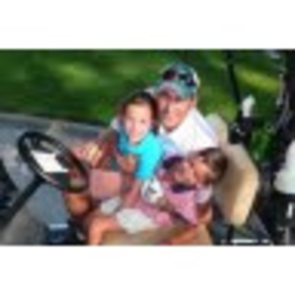 Meet your Posher, Angela c - Picture 1 of 1